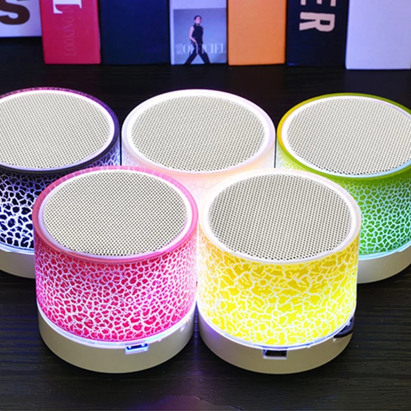 مكبر صوت محمول صغير للاستخدام  - مراجعة Outdoor Lighting Wireless وسعره